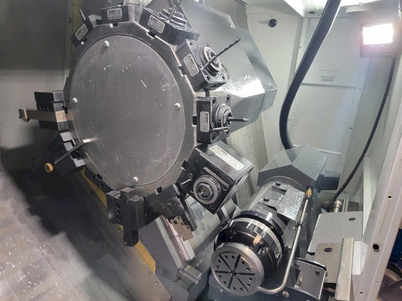 Haas DS-30Y CNC Lathe, 2023 – Fully Equipped, Bar Feeder, Low Hours, Tailstock