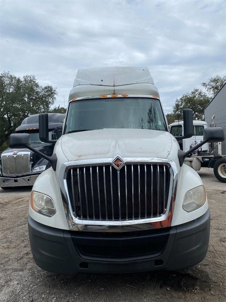 2018 International LT625 3HSDZAPR9JN532736