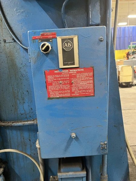 60/90 Ton Chicago Dreis &amp; Krump Press Brake, 1980