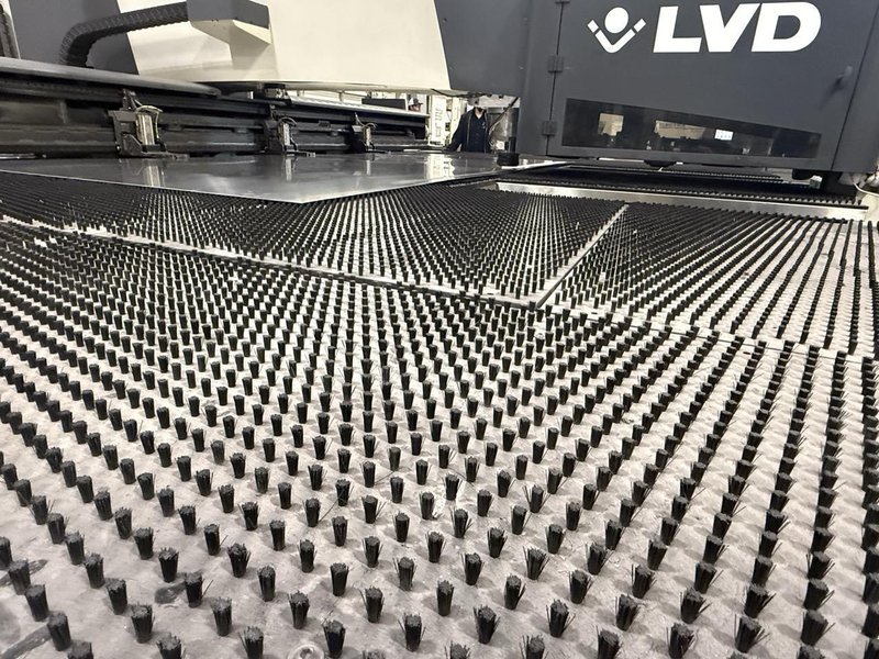 20 Ton LVD Strippit PX 1530 Turret Punch, 2022 – 5′ x 10′