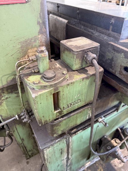 10" X 30" DOALL MODEL HL-1030 HYDRAULIC SURFACE GRINDER. STOCK # 1111525.