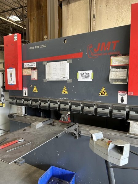 66 Ton x 8′ JMT PBF 2560 Hydraulic Press Brake, 2013 – Delem DA-52s Control