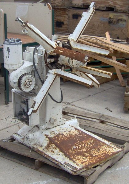 1000 LB X 26&#039; LITTELL #10 MOTORIZED CENTERING REEL: STOCK #54798