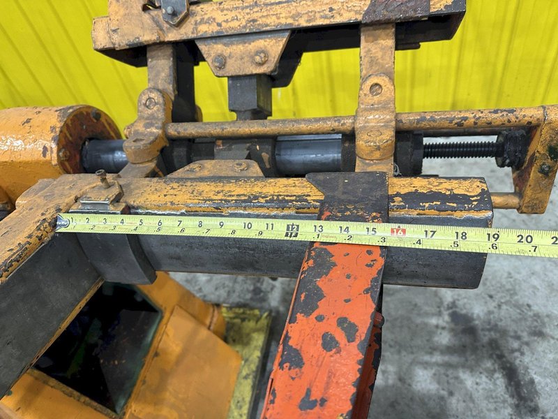 2500 LBS X 12&quot; COOPER WEYMOUTH DOUBLE END PULL-OFF COIL REEL UNCOILER: STOCK #22617