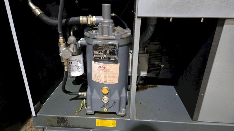 ATLAS COPCO AIR COMPRESSOR USED