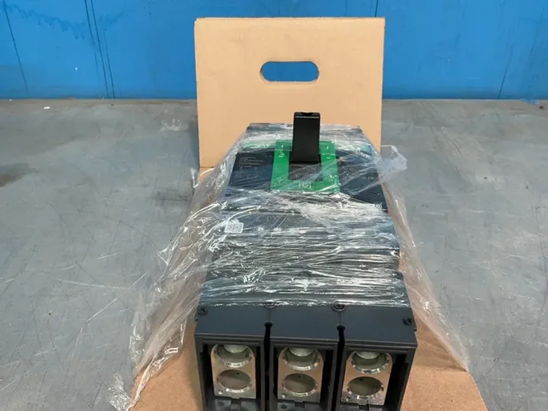 Square D  600 Amps  Powerpact Circuit Breaker  - Ljl36600u31x