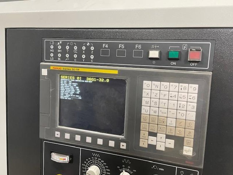 Feeler FTC-200L CNC Lathe, 2017 – Fanuc, Tailstock, 12 Station Turret, Parts Catcher, Chip Conveyor