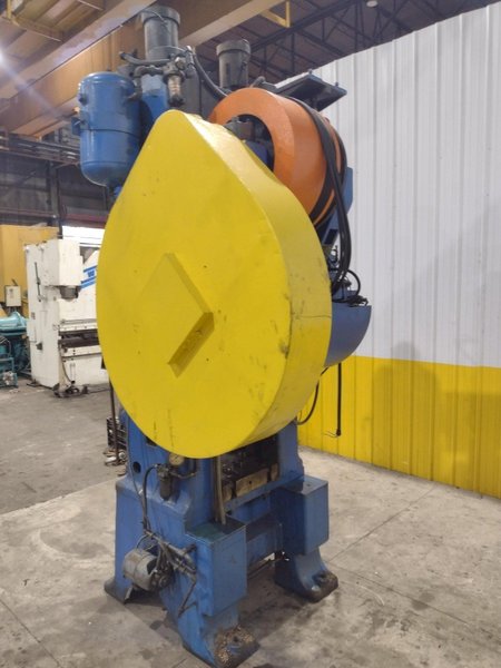400 TON MINSTER MODEL #90-400 KNUCKLE JOINT PRESS 4.5&quot; STROKE: STOCK #23670