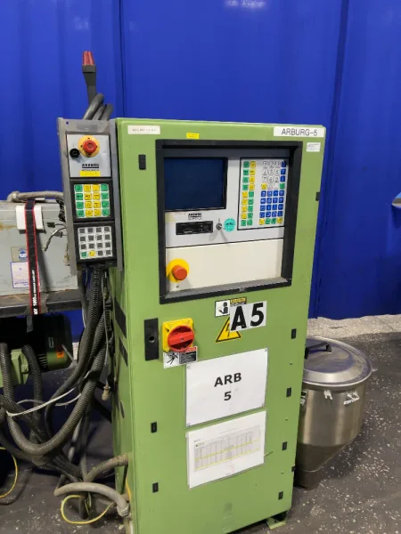 ARBURG 350 KN INJECTION MOLDER  -  221 M 350-75 U