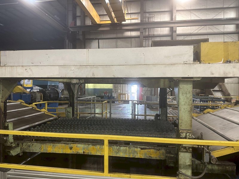 400 TON FUKUI BLANKING PRESS. 72&quot; X .128&quot; X 70,000 LB SERVO FEEDLINE STOCK #  0956723