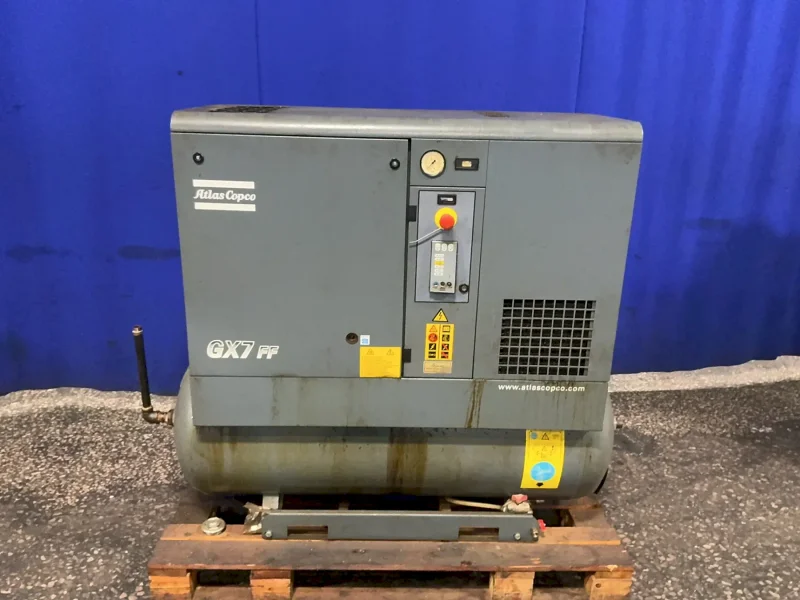 ATLAS COPCO 8.83 BARS AIR COMPRESSOR  -  GX7 FF
