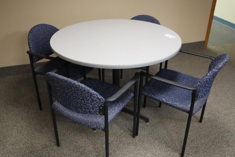 42" Round Laminate Top Office Table With 4 Chairs- Auction Item