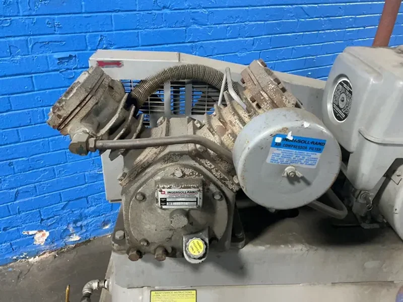 Ingersoll Rand Industrial Air Compressor - T-30