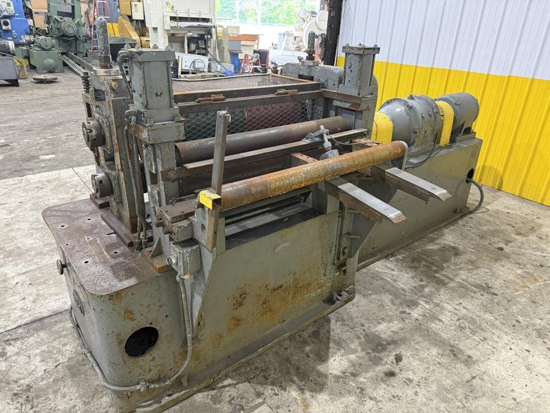 36” x 3&quot; YODER MODEL #M3 POWERED SLITTING HEAD: STOCK #22953