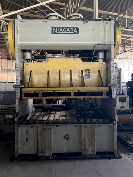 150 TON NIAGARA MODEL PN-150-84-48 SS SSDC STAMPING PRESS, 6" STROKE: STOCK #17008