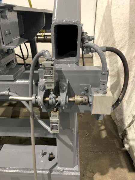 48" DAHLSTROM HD-37548 PEELER TABLE W/ HYDRAULIC HOLD DOWN. STOCK # 0206522
