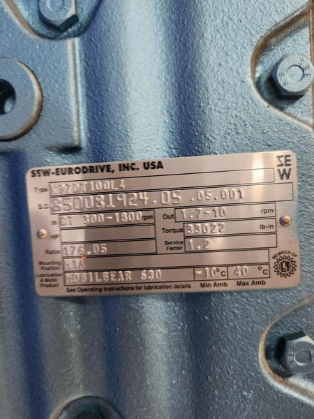 SEW EURODRIVE GEARMOTOR DFT100L4 K97DT100L4 USED