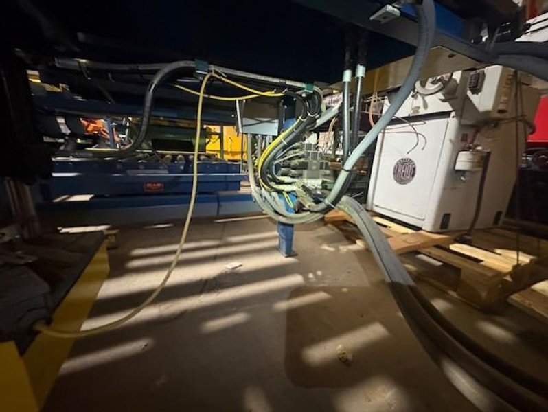 6,000# 64" X 60.5" K&amp;S CROSS TYPE BANDING TABLE STOCK# 3955