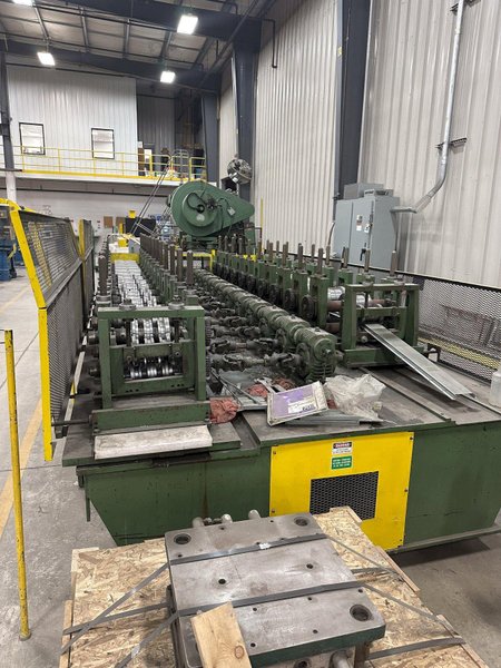 10 &amp; 12 STAND BRADBURY SIDE BY SIDE U JOINT DRIVE ROLLFORMER: YOBRO #24947