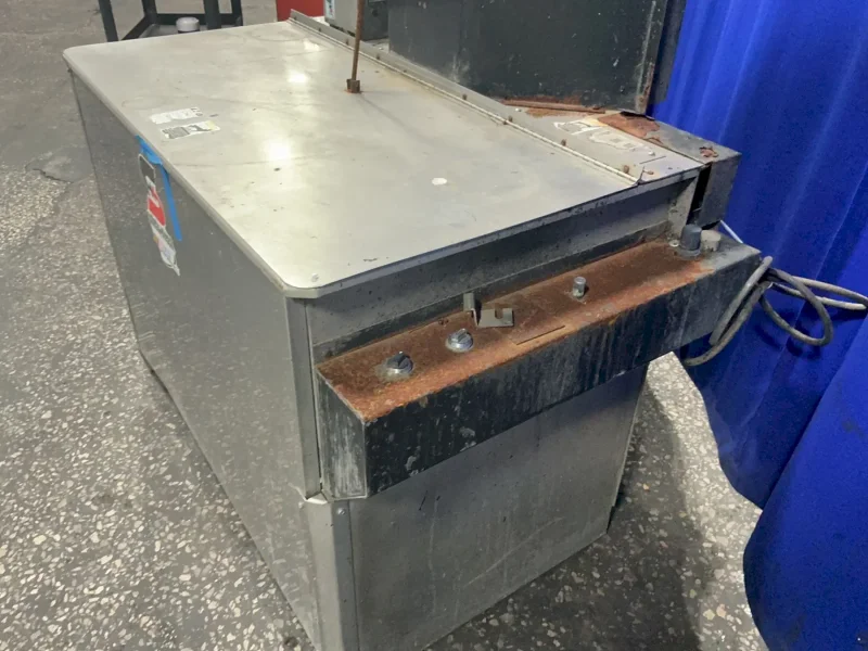 SAFETY-KLEEN 45" X 22" X 26" PARTS WASHER  -  81.8
