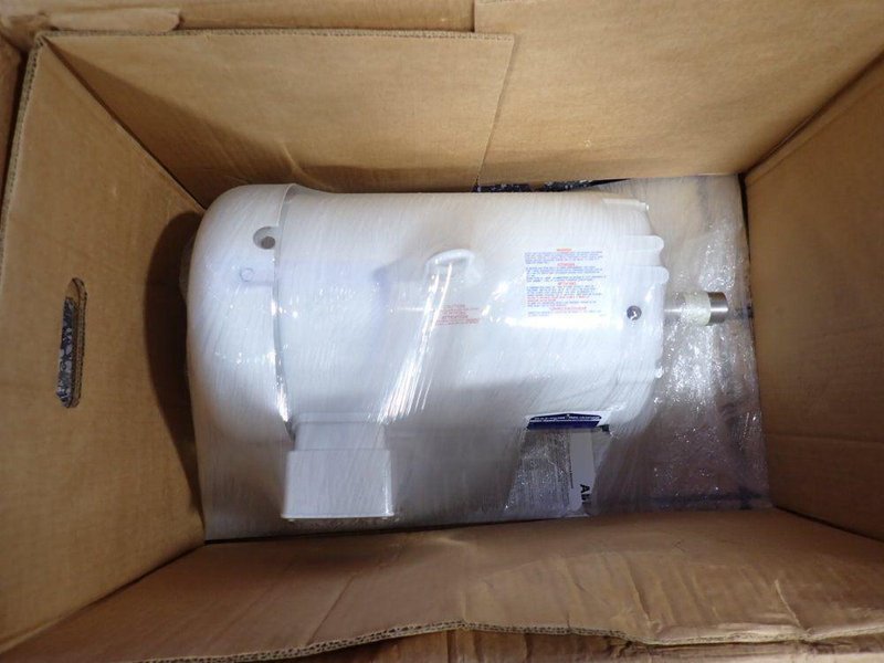 BALDOR-RELIANCE 10 HP MOTOR  -  EWDM3714T