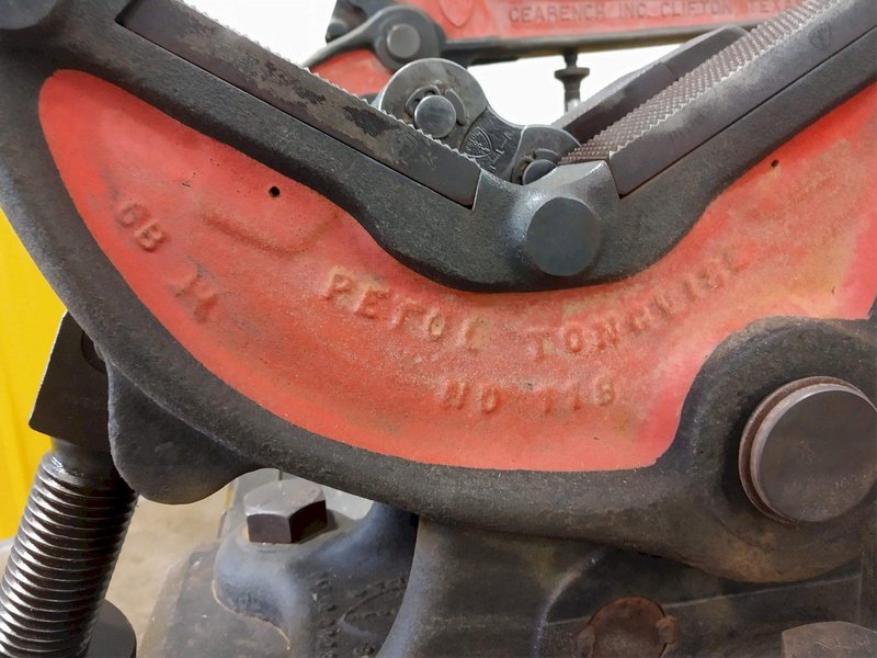 4" TO 24" PETOL GEARENCH MODEL #U118-116H HYDRA-TORK HYDRAULIC BREAK OUT PIPE WRENCH MACHINE: YOBRO #25674