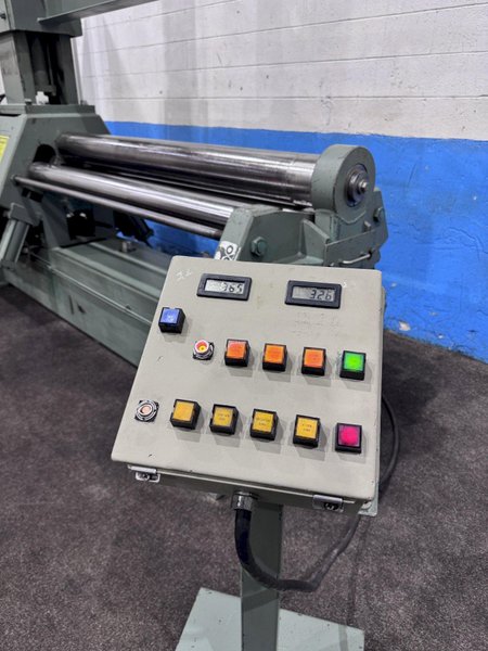 6' X 1/4" MONTGOMERY HYDRAULIC PLATE BENDING ROLLS WITH SHEET SUPPORTER: STOCK #80715