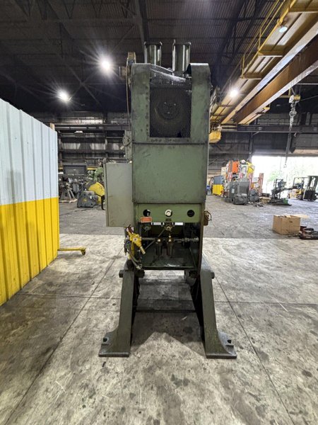 60 TON TORC-PAC USI CLEARING OBI PRESS 6" STROKE: STOCK #22824
