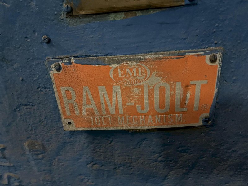 Osborn 730 rjwa molding machine s/n 0996-8194, roller lift, controls