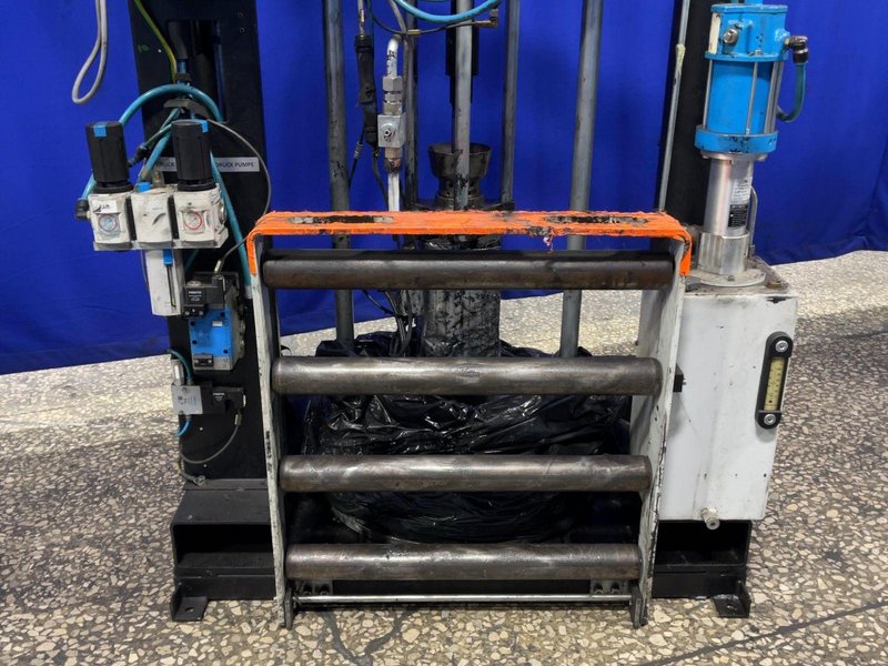 ABB AUTOMATION GMBH 3600 PSI INTEGRATED DISPENSING FUNCTION PACKAGE DOUBLE PUMP 200 I HEATED  -  3HDAK010029612
