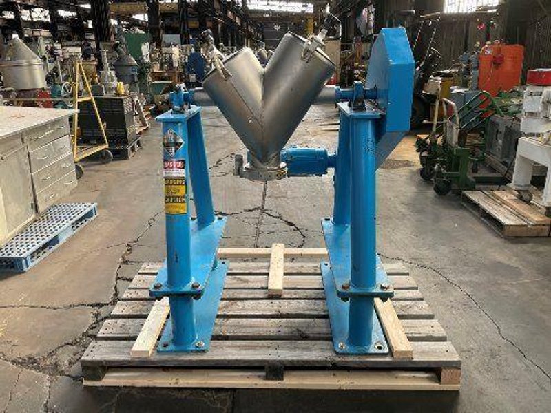 PATTERSON-KELLEY 1 CU FT CROSSFLOW TWIN SHELL BLENDER