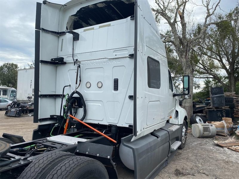 2018 International LT625 3HSDZAPR9JN532736