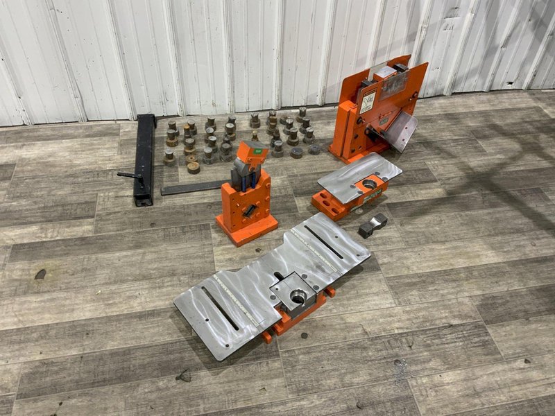 70 TON SCOTCHMAN MODEL # DO70-24M HYDRAULIC IRONWORKER: STOCK #80853