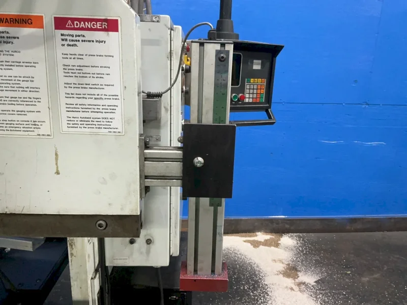 PIRANHA 95 TONS PRESS BRAKE