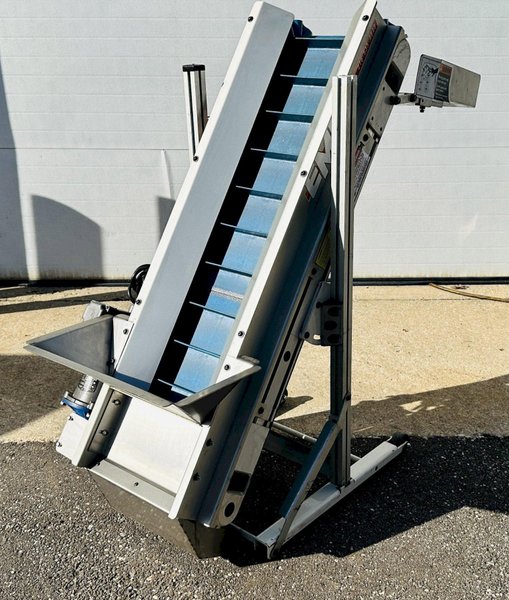 EMI Plastics Equipment  |  EAC12 - 48 - 40  |  12” x 48" Incline Belt Conveyor