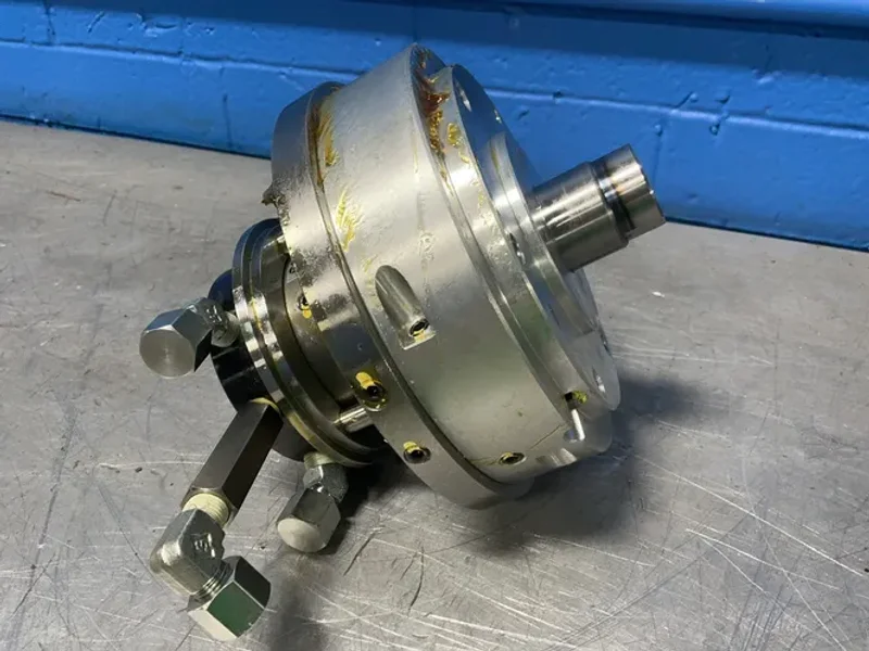 MMK ROTATING HYDRAULIC CYLINDER  -  RNKP 105-15-39
