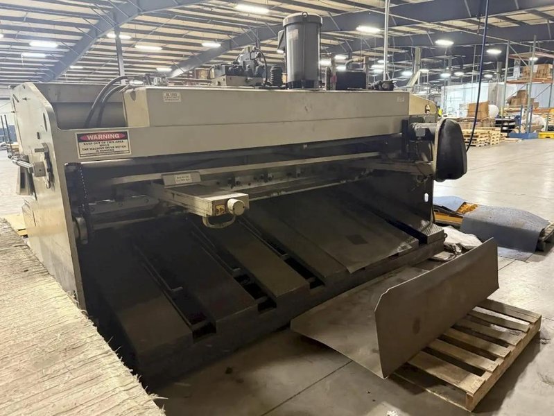 1995 Accurshear 625010 Hydraulic Power Squaring Shear (#5671)