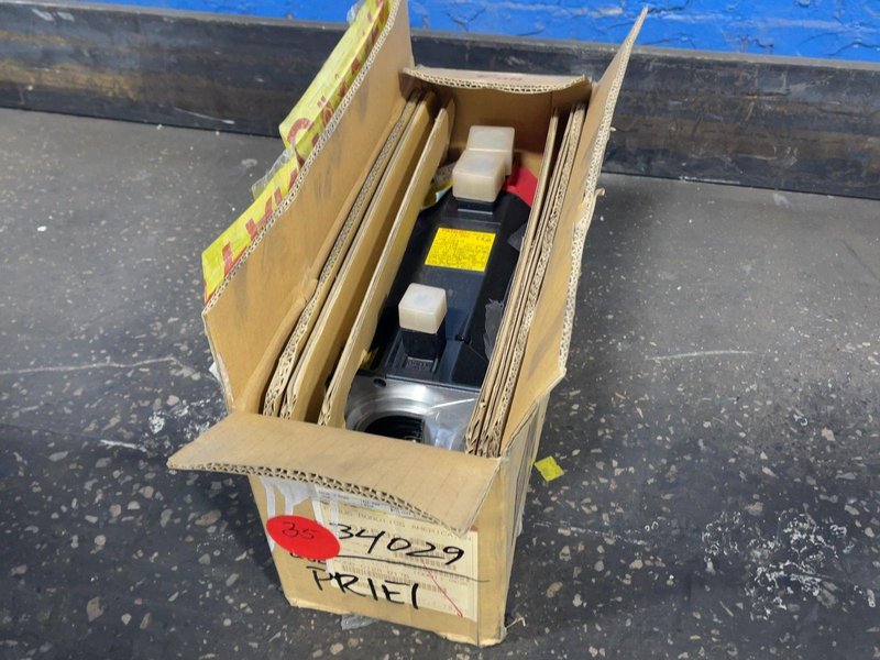 FANUC 1.4 KW A6/3000 AC SERVO MOTOR   -  A06B-0128-B175