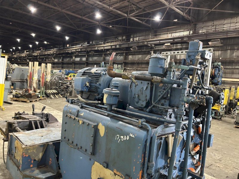 80 TON WILLIAMS &amp; WHITE HYDRAULIC BULLDOZER W/ 24&quot; RAM STROKE: STOCK #22793