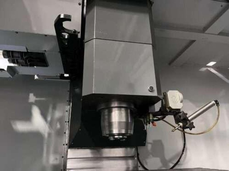 Haas VF-5/50 CNC Vertical Machining Center – 50 Taper Mill