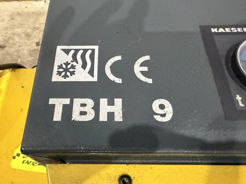 7.5 HP KAISER MODEL#SX7 AIR COMPRESSOR, TBH9 DRYER &amp; TANK 2006: YOBRO #24737