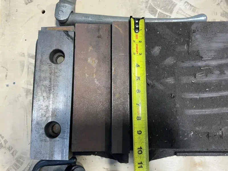 Kurt Manufacturing  10” Vise  - D100