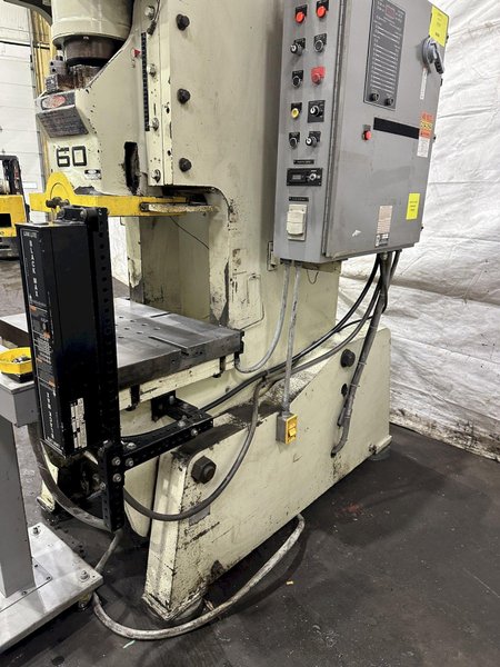 60 TON KOMATSU MODEL OBS60 OBI PRESS: STOCK #77670