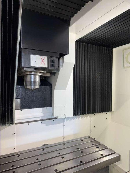 Mazak VCU 500C 3X CNC Vertical Machining Center – Mill