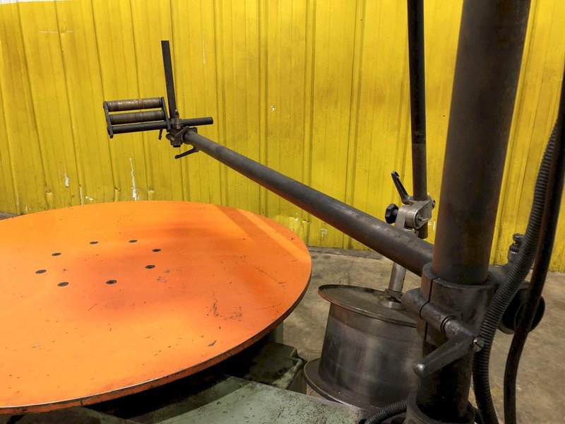 3,500 LB X 40" DYNAMIC FEEDS MODEL #PH-1000 MOTORIZED PALLET TYPE HORIZONTAL COIL REEL DECOILER: STOCK #17300