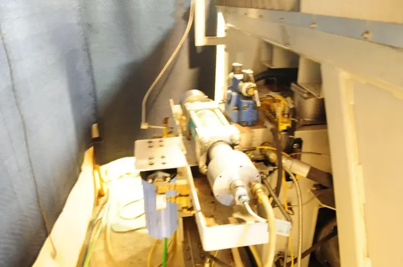 2006 FLOW IFB 4400 | Waterjet Cutters