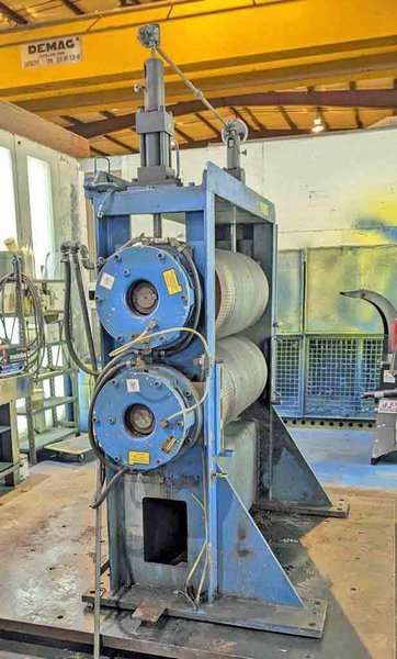 Tension Stand, Ruesch, 36&quot; Wide