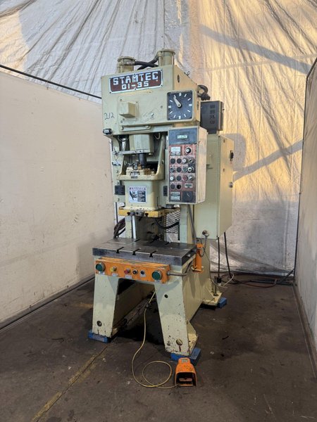 35 TON STAMTEC G1-35 GAP FRAME PRESS. STOCK # 0669425