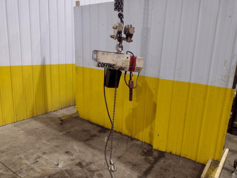 1/2 TON COFFING MODEL EC-1016-3 MOTORIZED POWER CHAIN HOIST: YOBRO #25041