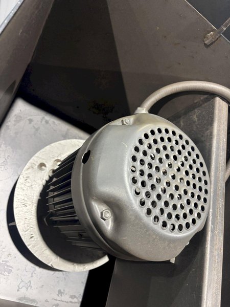 30&quot; x 68&quot; LS INDUSTRIES SHOT BLAST MACHINE WITH DUST COLLECTOR, FOR PROPANE TANKS: STOCK #22767